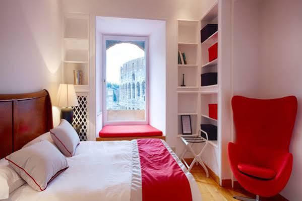 Ht N°9 Colosseo Rome Bagian luar foto